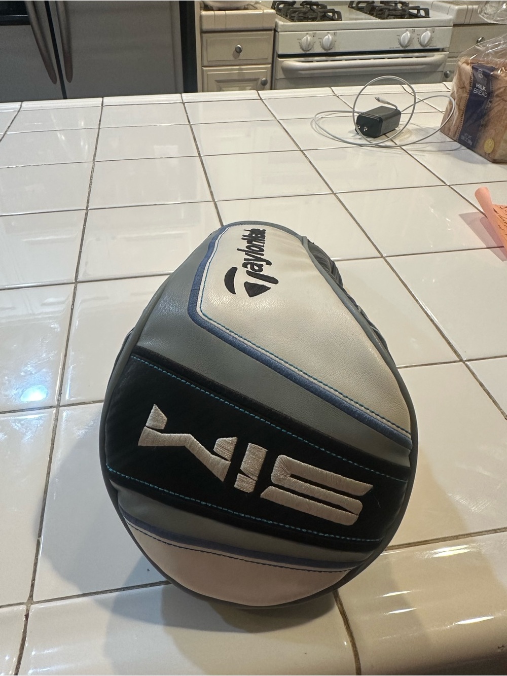 TaylorMade SIM Driver Men's Black & Gray Golf Headcover